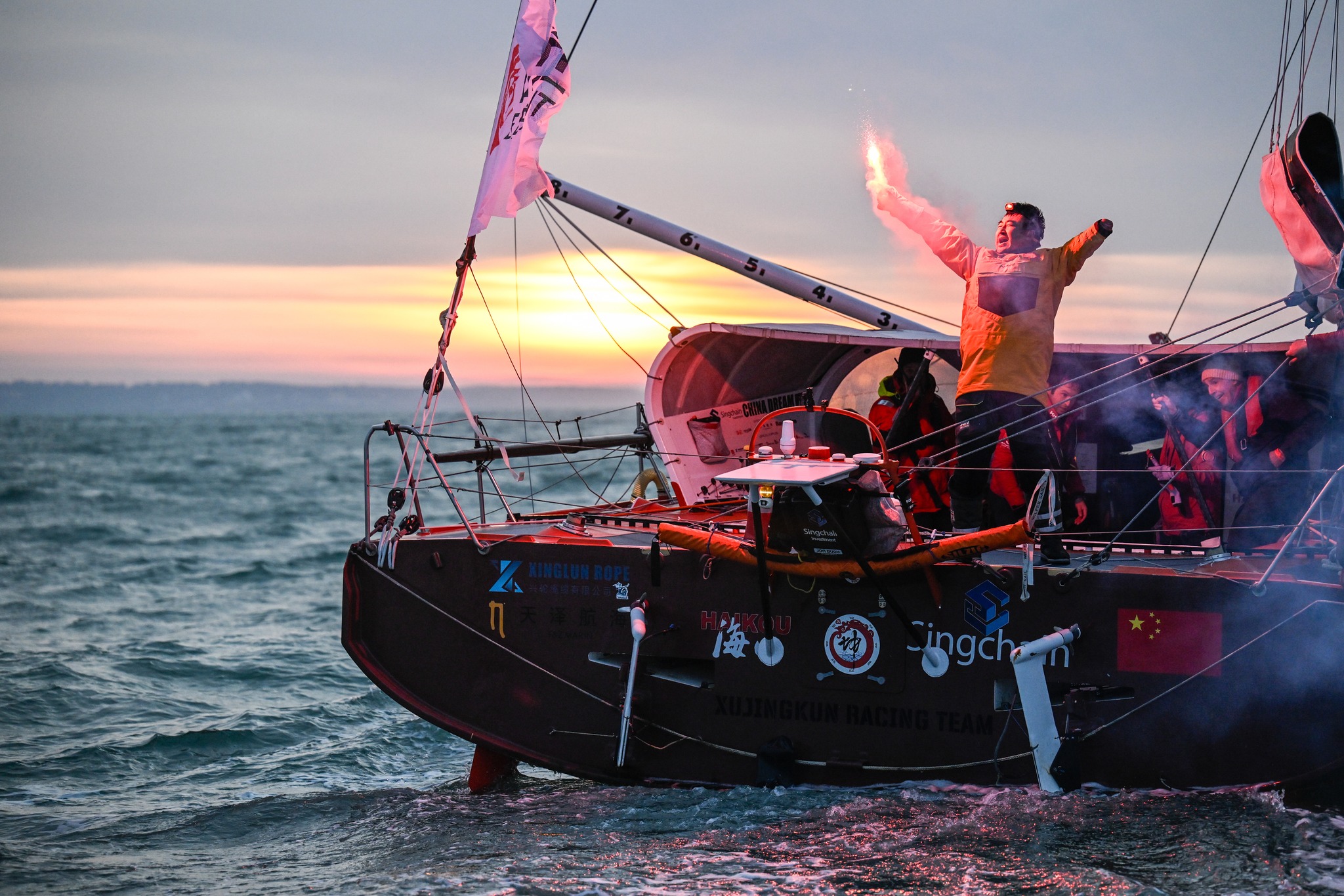 Sailing avec le capitaine chinois: assister à un moment historique dans la voile mondiale